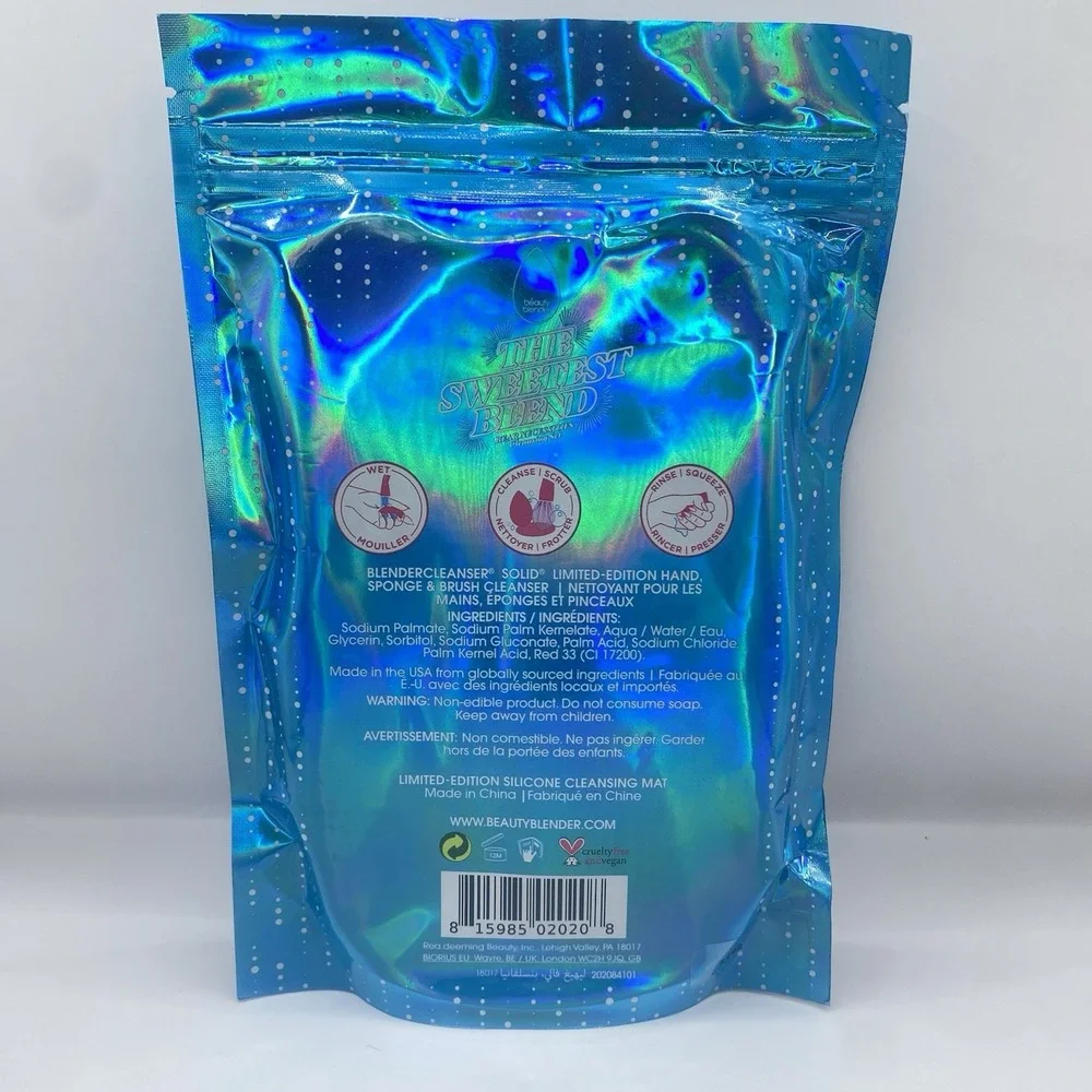 Beauty blender The Sweetest Blend Bear Necessities 2pc Cleansing Set NEW LE